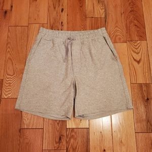 Outdoor Voices Sunday Short - Dove